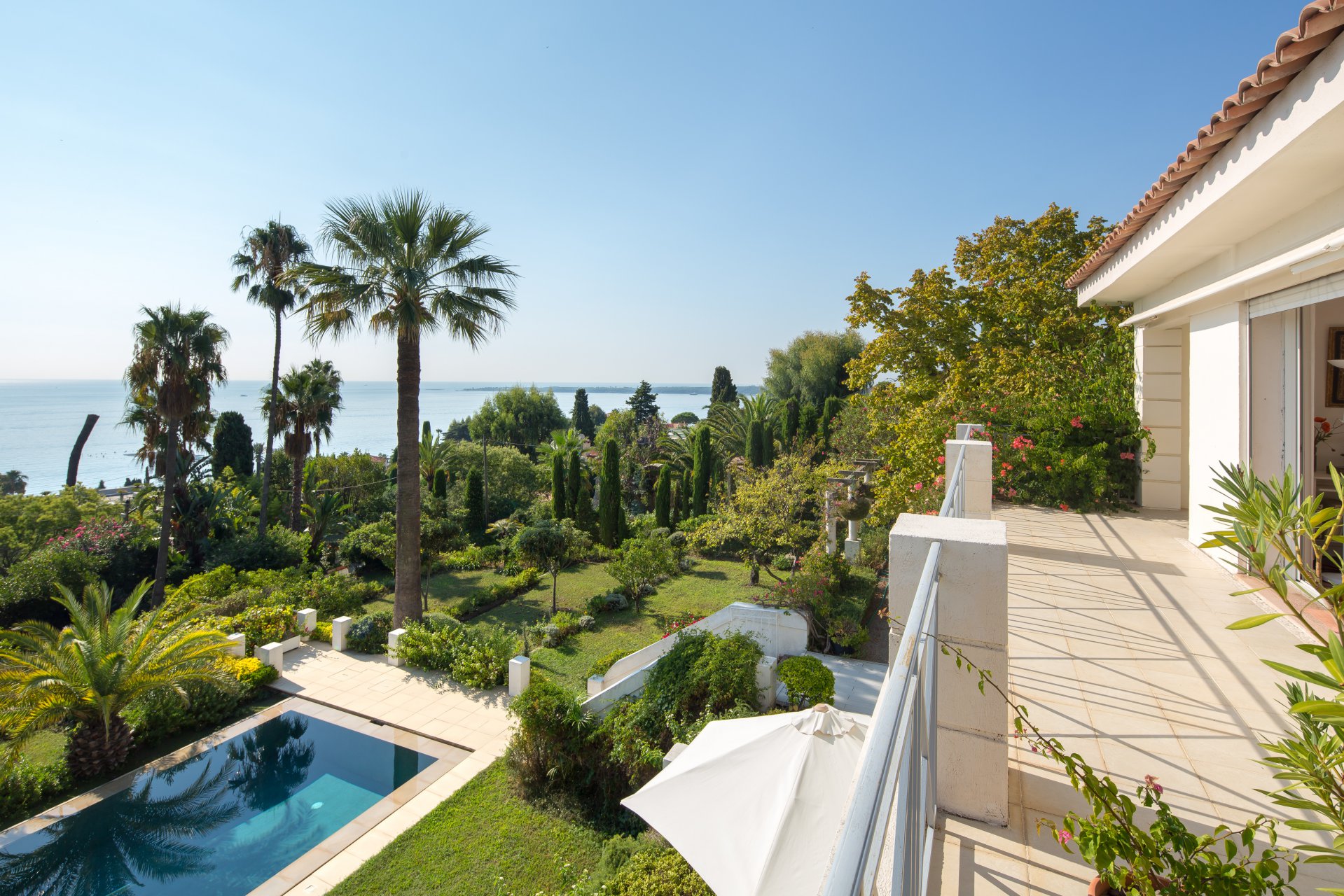 Ad Sale Villa Cannes (06400), 4 Rooms Ref:V5310CA