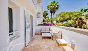 Rental Apartment Cala Llenya