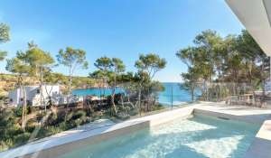 Rental Apartment Cala Llenya