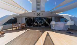 Charter Motor Yacht 