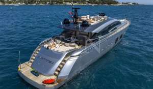 Charter Motor Yacht 