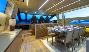 Charter Motor Yacht 