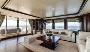 Charter Motor Yacht 