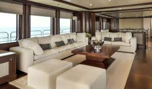 Charter Motor Yacht 