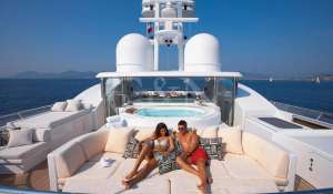 Charter Motor Yacht 