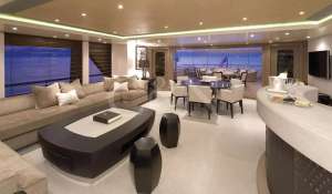 Charter Motor Yacht 