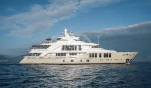 Charter Motor Yacht 