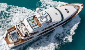 Charter Motor Yacht 