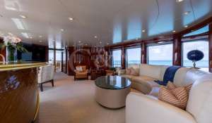 Charter Motor Yacht 