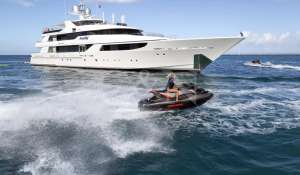 Charter Motor Yacht 