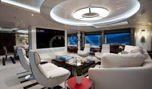 Charter Motor Yacht 