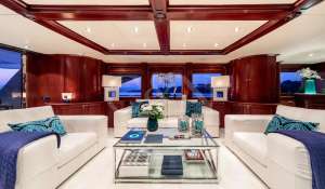 Charter Motor Yacht 