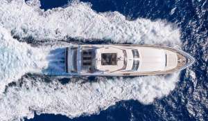 Charter Motor Yacht 