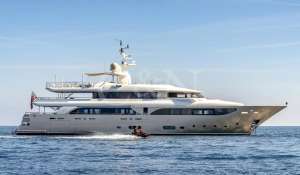 Charter Motor Yacht 