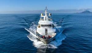 Charter Motor Yacht 