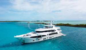 Charter Motor Yacht 