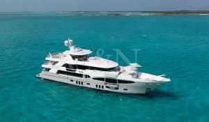 Charter Motor Yacht 