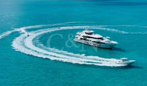 Charter Motor Yacht 