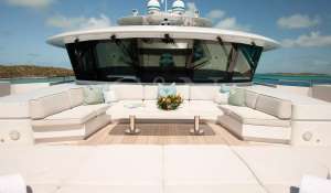 Charter Motor Yacht 