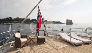 Charter Sailing Yacht 