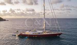 Charter Sailing Yacht 