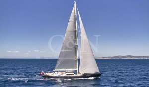 Charter Sailing Yacht 