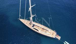 Charter Sailing Yacht 