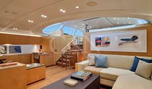 Charter Sailing Yacht 