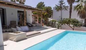 Rental Villa Cala Comte