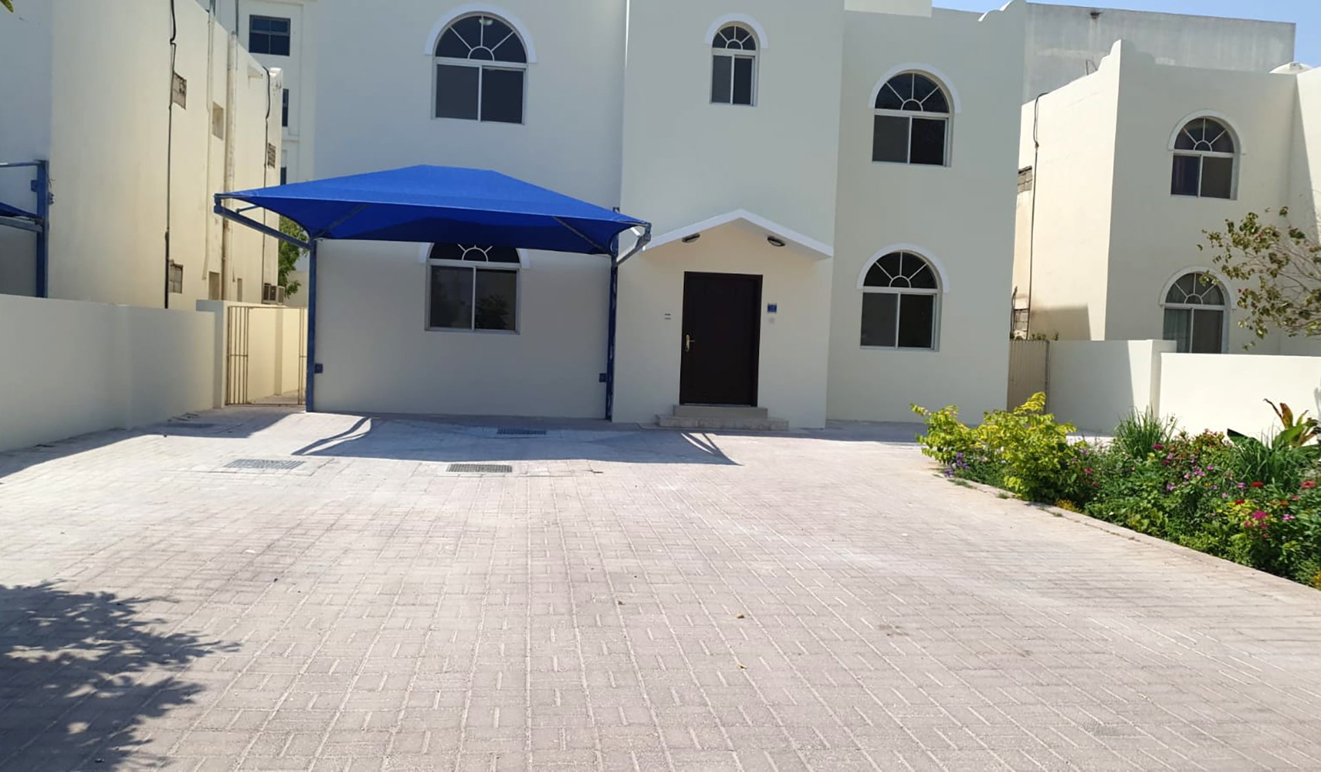 Ad Rental Villa Doha Abu Hamour, 4 Rooms refL2253DA