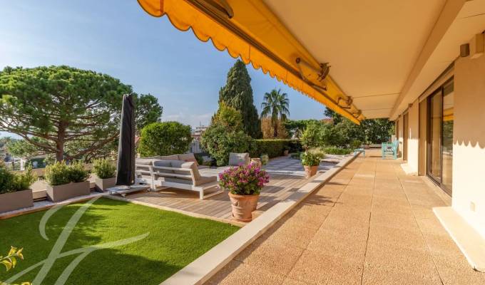 Sale Apartment Antibes