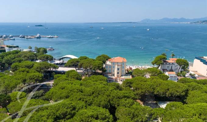 Sale Apartment Juan-les-Pins