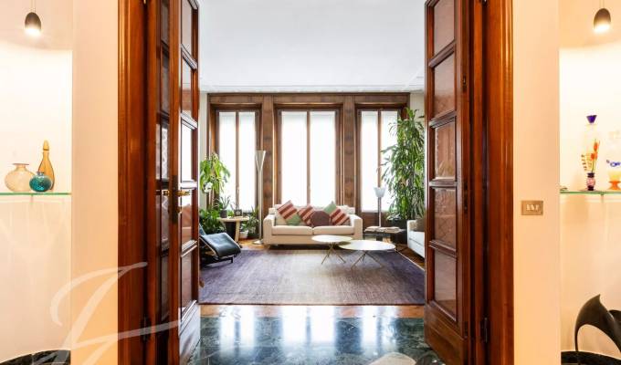 Sale Apartment Milano