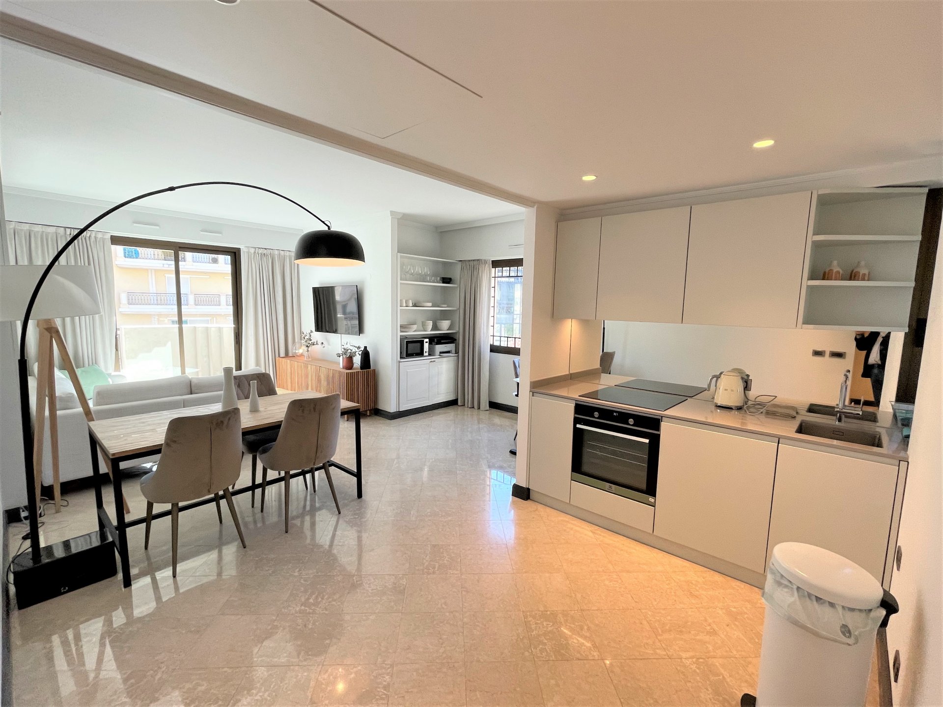 Ad Sale Apartment Monaco (98000), 2 Rooms ref:V1050MC