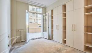 Sale Apartment Paris 16ème