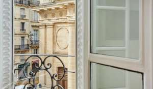 Sale Apartment Paris 1er