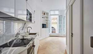 Sale Apartment Paris 1er