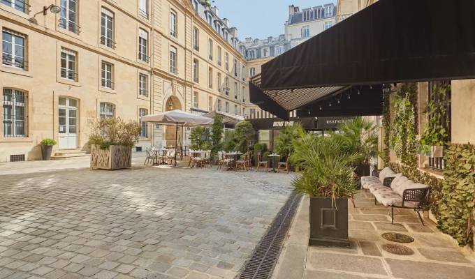 Sale Apartment Paris 1er