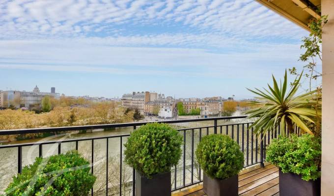 Sale Apartment Paris 4ème