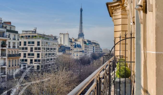 Sale Apartment Paris 8ème