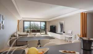 Sale Apartment Saint-Paul-de-Vence