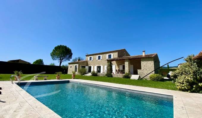 Sale Bastide Gordes