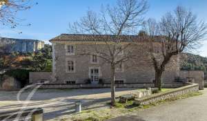 Sale Bastide Lioux