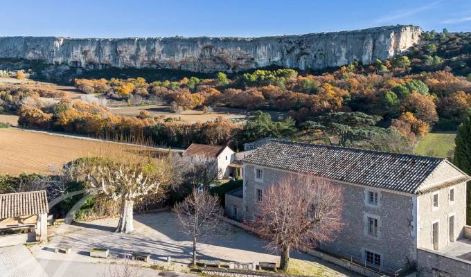 Sale Bastide Lioux