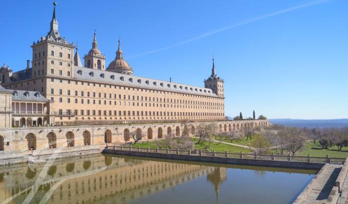 Sale Building El Escorial