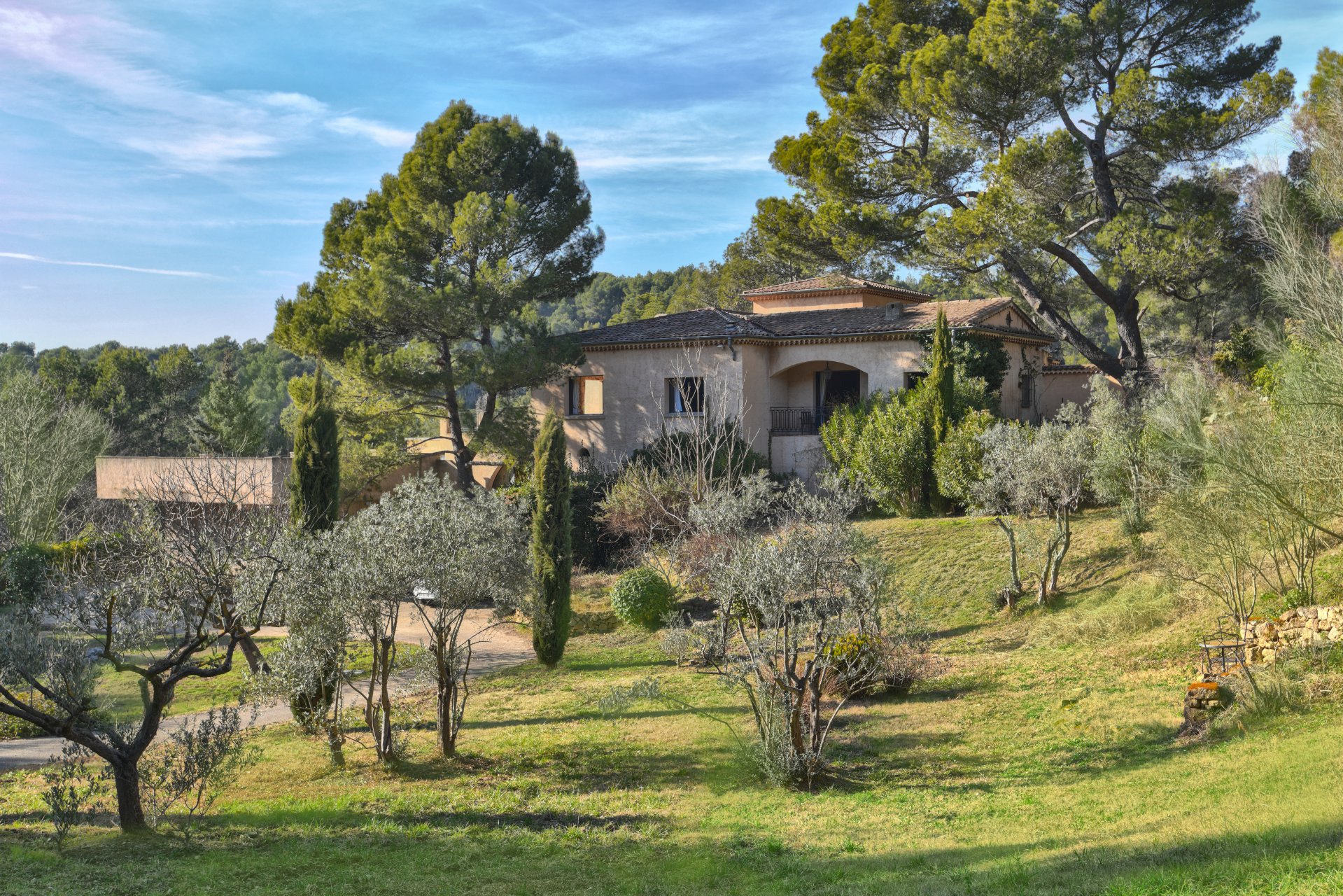 Ad Sale House AixenProvence (13100), 14 Rooms refV1763AP