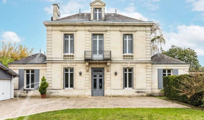 Sale House Le Bouscat