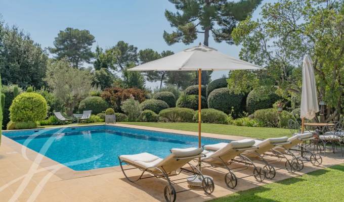 Sale House Roquefort-les-Pins