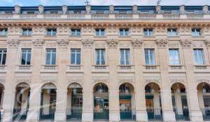 Sale Mansion Paris 1er