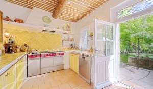 Sale Property La Tour-d'Aigues